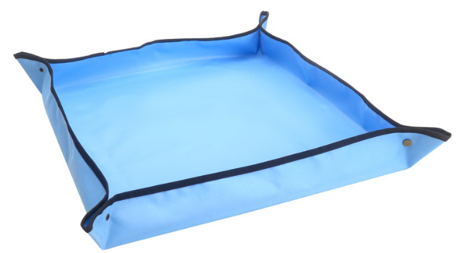 &quot;The Neat Freak&quot; Gardening Mat